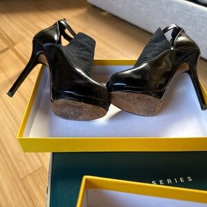 Fendi high heals